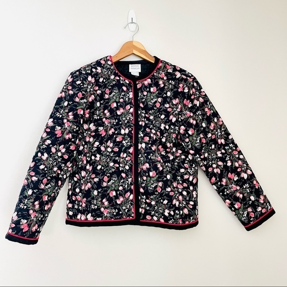 Vintage Jackets & Blazers - Vintage Boston Traveler Floral Quilted Jacket Black Pink 12